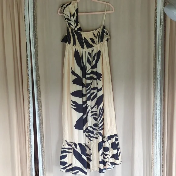 NWT Anthropologie Let Me Be Elegant One-Shoulder Black and Cream Maxi Dress - Picture 5 of 8